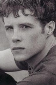 艾什顿·霍尔姆斯