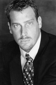 特洛伊·布伦纳