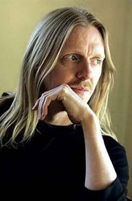 安德鲁·亚当森