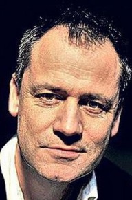 迈克尔·格兰达吉